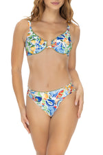 Panty Silueta Básica con Detalles Capri