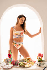 Panty Silueta Básica con Detalles Verona